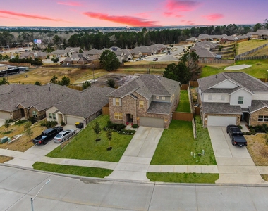 679 Red Elm Lane - Photo Thumbnail 42