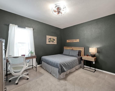 679 Red Elm Lane - Photo Thumbnail 30