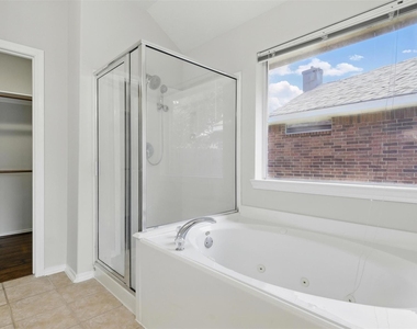 4827 Claymill Court - Photo Thumbnail 20