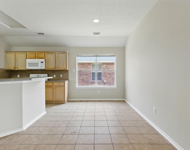 4827 Claymill Court - Photo Thumbnail 11