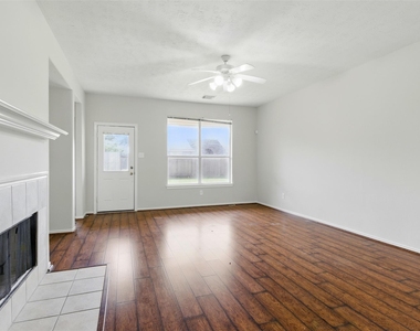 4827 Claymill Court - Photo Thumbnail 14