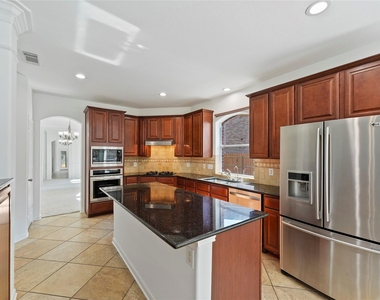 26422 Creston Woods Drive - Photo Thumbnail 27