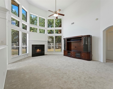 26422 Creston Woods Drive - Photo Thumbnail 37