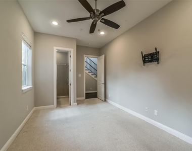 5635 Kiam Street - Photo Thumbnail 5
