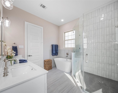 306 Chobani Lane - Photo Thumbnail 11