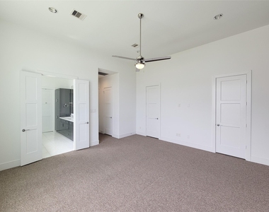 9 N St Charles Street - Photo Thumbnail 24