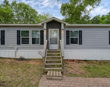 15835 Lowell - Photo Thumbnail 1