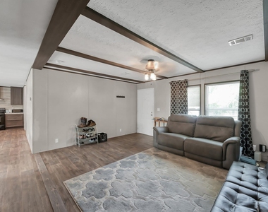 15835 Lowell - Photo Thumbnail 5
