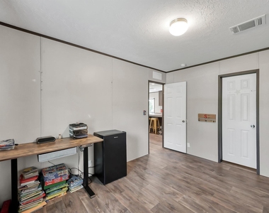 15835 Lowell - Photo Thumbnail 23
