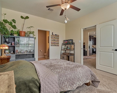 8884 Oval Glass Street - Photo Thumbnail 28