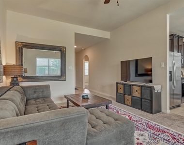 8884 Oval Glass Street - Photo Thumbnail 24