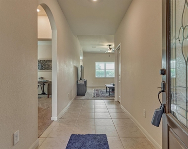 8884 Oval Glass Street - Photo Thumbnail 7