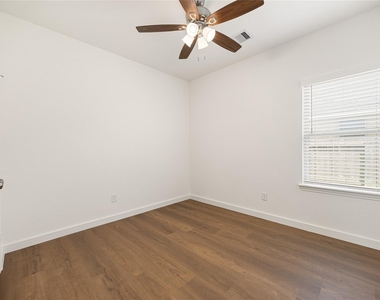 31411 Horseshoe Meadow Bend Lane - Photo Thumbnail 20