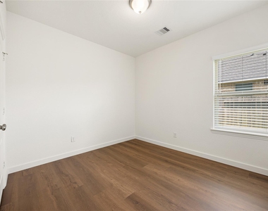 31411 Horseshoe Meadow Bend Lane - Photo Thumbnail 19