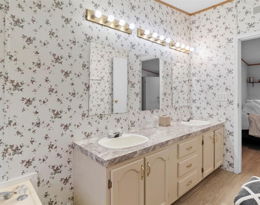 7735 N Walker Road - Photo Thumbnail 27