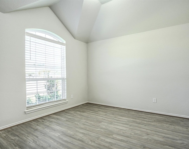 3107 Andlor Hills Drive - Photo Thumbnail 5
