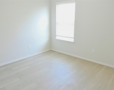 3107 Andlor Hills Drive - Photo Thumbnail 23