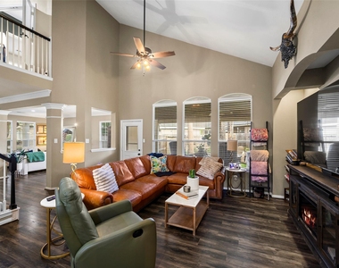 13718 Cardinal Flowers Drive - Photo Thumbnail 11