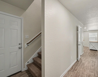 16701 E Hammon - Photo Thumbnail 19
