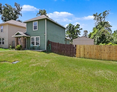 16701 E Hammon - Photo Thumbnail 1