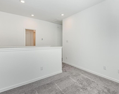530 Dry Fork Lane - Photo Thumbnail 10