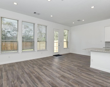 530 Dry Fork Lane - Photo Thumbnail 8
