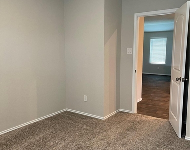 12015 Black Sage Drive - Photo Thumbnail 14