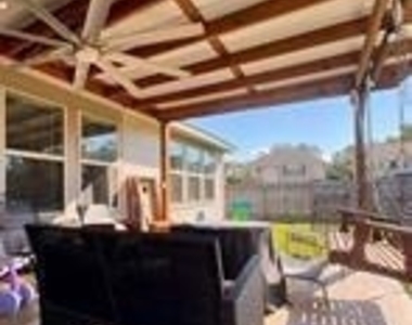 16154 Dockside Street - Photo Thumbnail 12
