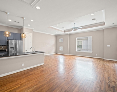 3840 Center Street - Photo Thumbnail 4