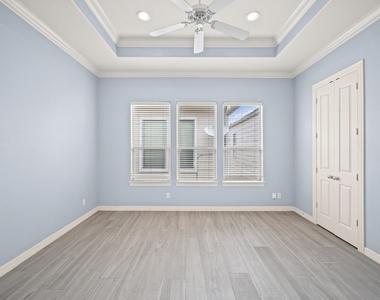 3840 Center Street - Photo Thumbnail 14