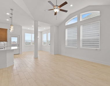 21118 Garden Palm Drive - Photo Thumbnail 13