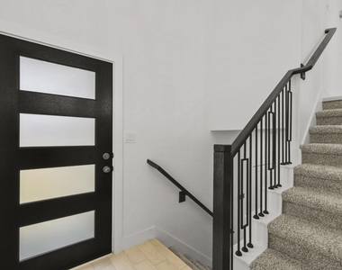 21118 Garden Palm Drive - Photo Thumbnail 4