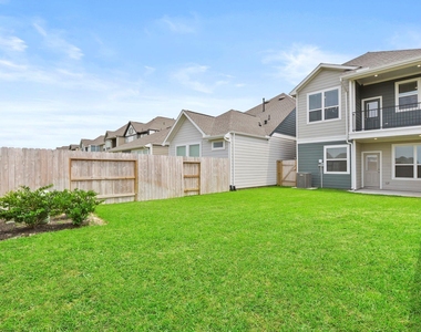 21118 Garden Palm Drive - Photo Thumbnail 34
