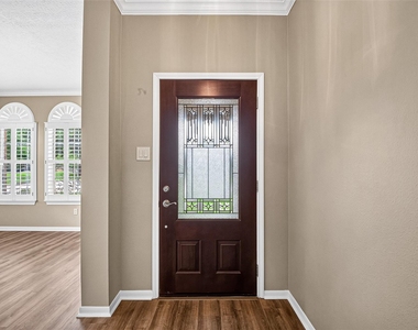1502 Beechurst Court - Photo Thumbnail 6