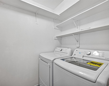 1502 Beechurst Court - Photo Thumbnail 13