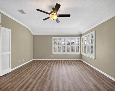 1502 Beechurst Court - Photo Thumbnail 17