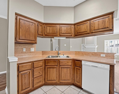 1502 Beechurst Court - Photo Thumbnail 11