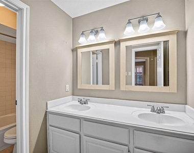 1502 Beechurst Court - Photo Thumbnail 14