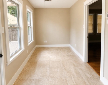 5707 Delfren Lane - Photo Thumbnail 12