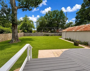 5707 Delfren Lane - Photo Thumbnail 16