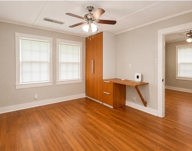 5707 Delfren Lane - Photo Thumbnail 7