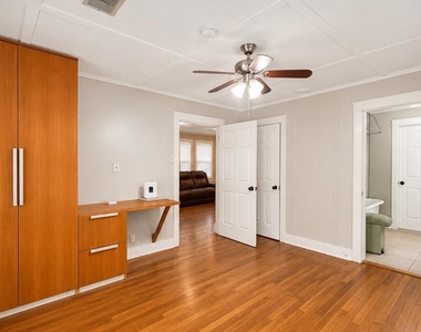 5707 Delfren Lane - Photo Thumbnail 6