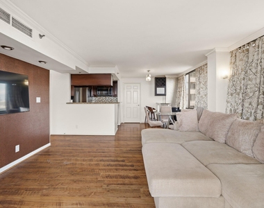 3525 Sage Road - Photo Thumbnail 2