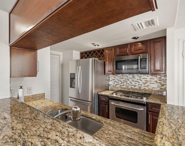 3525 Sage Road - Photo Thumbnail 8