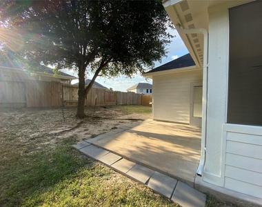 4903 Summer Ridge Drive - Photo Thumbnail 29