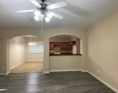4903 Summer Ridge Drive - Photo Thumbnail 4