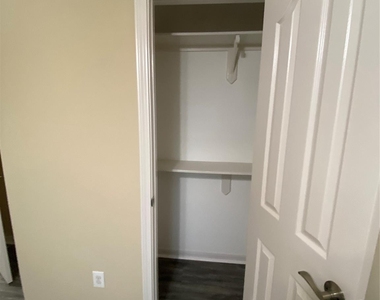 4903 Summer Ridge Drive - Photo Thumbnail 21