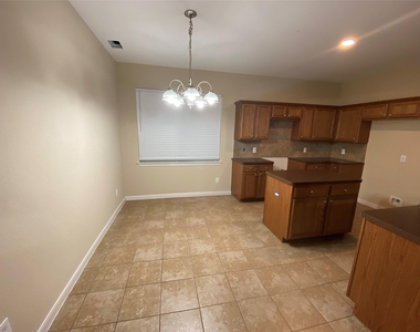 4903 Summer Ridge Drive - Photo Thumbnail 8