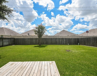 2113 Georgetown Street - Photo Thumbnail 28