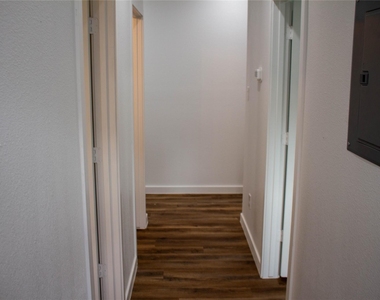 106 Runnels Street - Photo Thumbnail 23